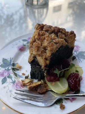 Mugwort crumble  at Ma Pause in Seoul