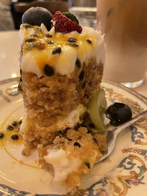 Vegan passion fruit cake   at Ma Pause in Seoul
