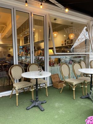 Outside  at Ma Pause in Seoul