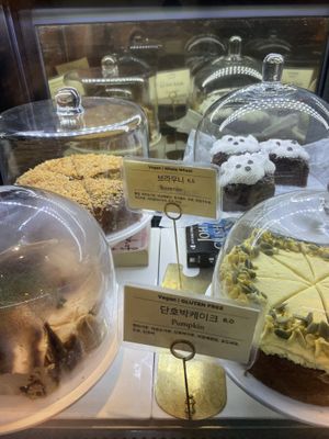 Pumpkin and brownie  at Ma Pause in Seoul