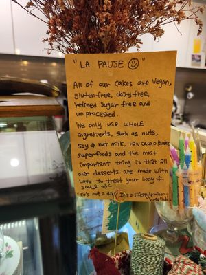 Cute sign about veganism at Ma Pause in Seoul