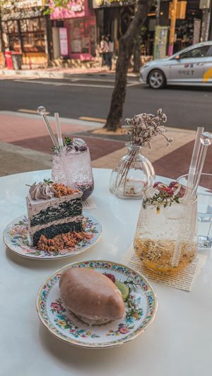  at Ma Pause in Seoul