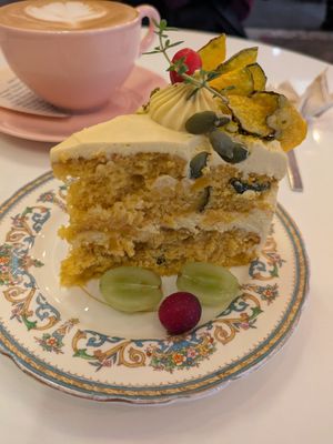 Pumpkin cake at Ma Pause in Seoul