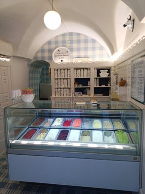  at Eis Greissler in Wiener Neustadt