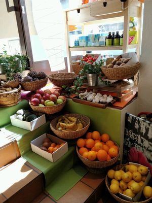 grocery items at SaporiBio in Lugano