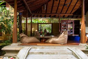 Cafe - Seating area at Cafe Durga in Unawatuna