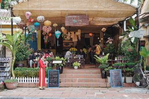 right in the center of the ancient town at Lá Veg in Hoi An