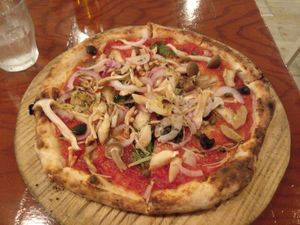 Pizza Marinara Speziale with Quattro Funghi and red onion at Parco Della Pace  in Hiroshima