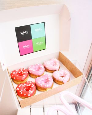 Cherry, strawberry and cotton candy at Leipomo Wivi's in Turku