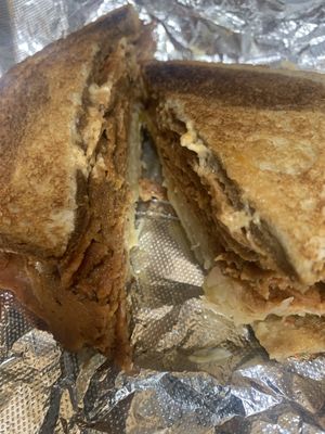Behold the Ruby - vegan Rueben was to die for soooo good 😋😋😋  at Grindcore House - West Philly in Philadelphia