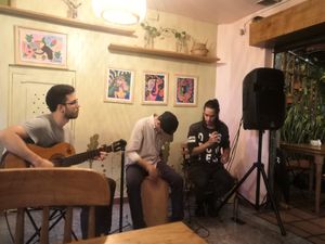 Life music during the weekend at INA Restaurante in Medellin