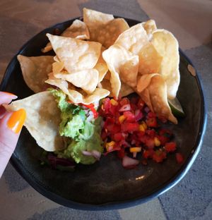 Set menu - guacamole at Vandal in Newtown