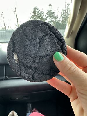 Dark chocolate vanilla cream cookies   at Peach and Pine in St James