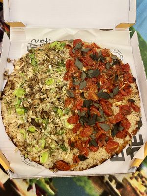 Roasted garlic and special  at Fit de Fato Pizzaria in Rio De Janeiro