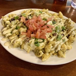 Mac and Cheese with Pesto 🤤   at Cozy Plum Bistro  in Sebastopol