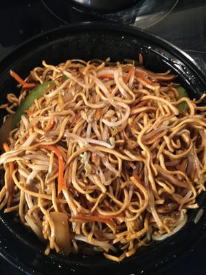 Vegetarian low mein  at King Bo in Chester