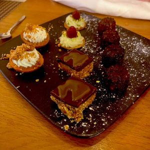 Assiette sucrée  at Dis Leur in Bordeaux