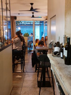 Interior of the place at Dis Leur in Bordeaux