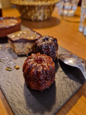  at Dis Leur in Bordeaux