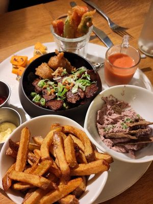 Amazing sharing tapas at Dis Leur in Bordeaux