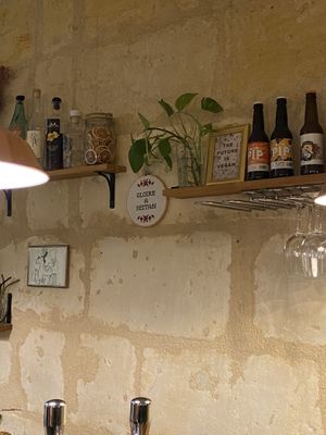   at Dis Leur in Bordeaux