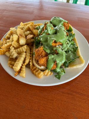 Shrimp Po'boy at Sunshine Vegan Eats in Buffalo