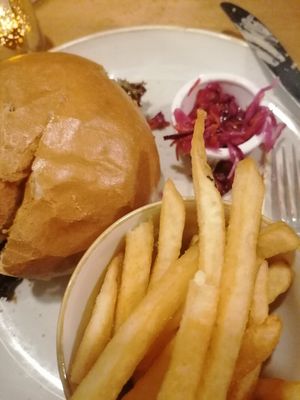 Shrub burger 10/10 at Shrub in Chester