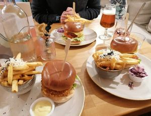 Amazing burgers and delicious fries at Shrub in Chester