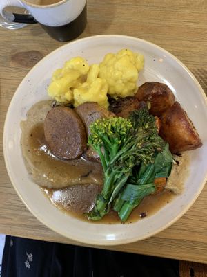 Sunday roast   at Shrub in Chester