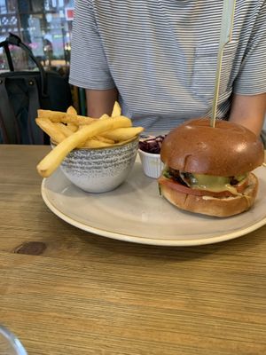 Shrub burger   at Shrub in Chester