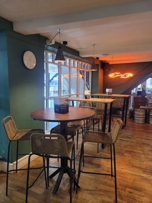 Shrub Inside at Shrub in Chester