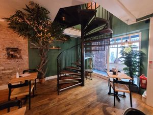 Shrub Inside at Shrub in Chester