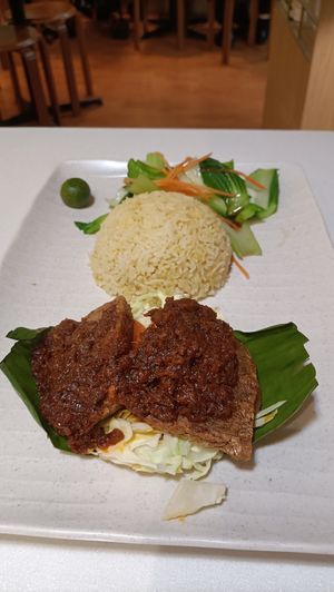  at Red Apple Veggie Cafe 红苹果素食 - Fortune Centre in Central Singapore