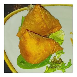 Samosas at Peppino's Dosa in Waltham