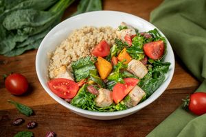 Muscle Bowl at Living Vino @ So Lucky Bar in Tbilisi