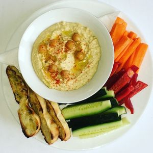 delicious hummus with vegetables and Georgian bread at Living Vino @ So Lucky Bar in Tbilisi