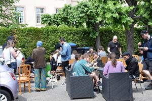 when the weather is nice, we can also sit outside! at Veganer Mitbringbrunch in Trier