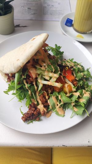 Vegan pita at CLO in Antwerpen