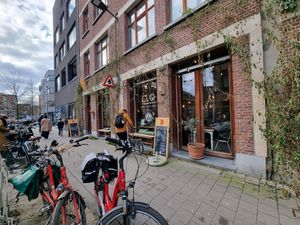 Front at CLO in Antwerpen