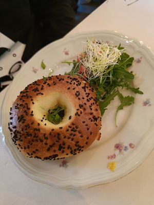 Salmon bagel at CLO in Antwerpen