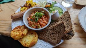 Full English breakfast at CLO in Antwerpen