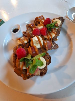 Pecan crusted French Toast at CLO in Antwerpen