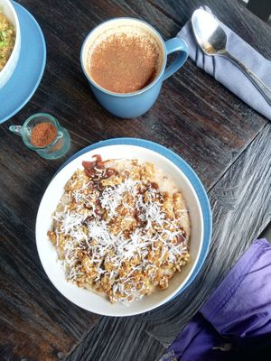 Porridge and Creamy Chai Latte at Dapur Usada  in Ubud