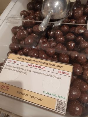 Freeze Dried Strawberries Dark Chocolate ~ Circuit Breaker Period Phrase1 at Scoop Wholefoods - Paya Lebar in Central Singapore