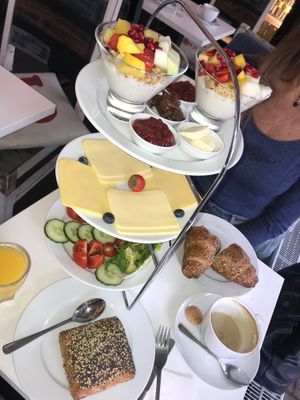 100% Vegan breakfast  at Faleyda in Frankfurt