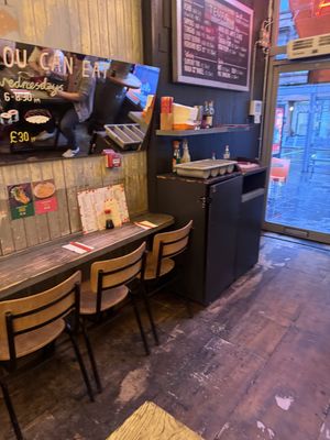 Seating   at Temaki in Glasgow