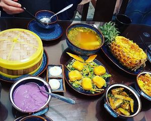 food at Hoan Chau in Vinh