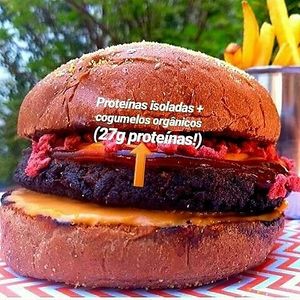 burger at Planta Burger in Guaratingueta