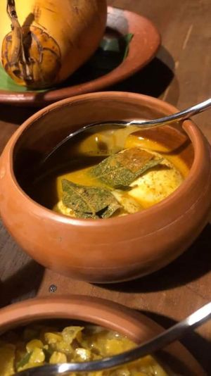 Curry pots  at Jaywa Lanka Restaurant in Tangalle