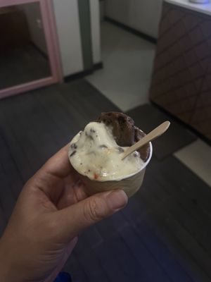 Tempe daun jeruk gelato, and chocolate   at Gelato Secrets in Tibubeneng